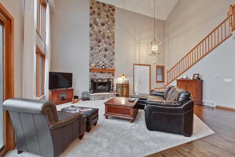 2114 Colby Dr, Mchenry, IL 60050 photo 5