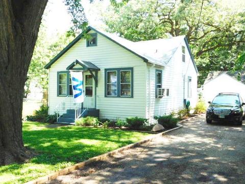715 Oeffling Dr, Mchenry, IL 60051 photo 2