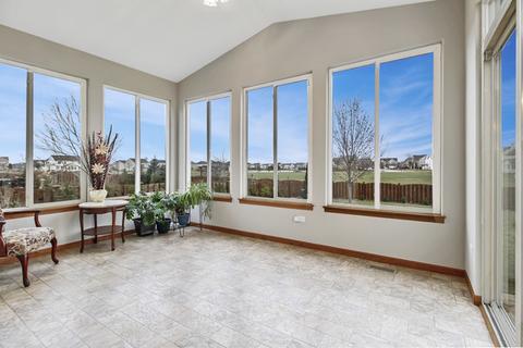 1608 Stanton Ln, Plainfield, IL 60586 photo 9