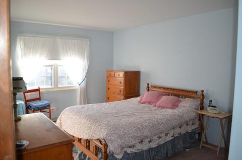108 Pine Cir, Cary, IL 60013 photo 9