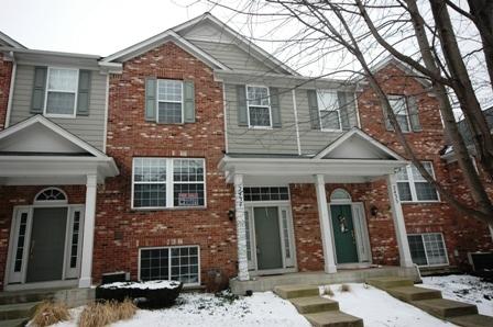 2437 Emily Ln, Elgin, IL 60124 photo 1