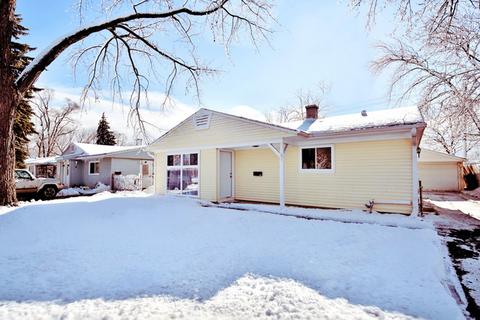 597 S Wayne Pl, Wheeling, IL 60090 photo 1