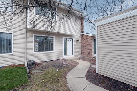 1083 Cascade Dr, Aurora, IL 60506 photo 3