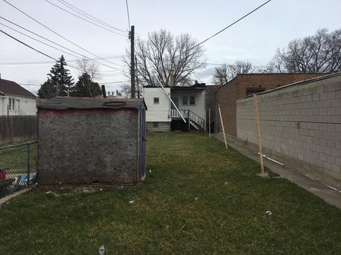 372 E 116th St, Chicago, IL 60628 photo 4