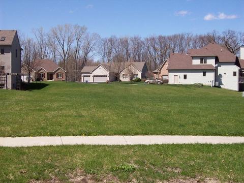 1123 Long Bay Ct, Antioch, IL 60002