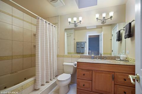 1295 S Paddock Dr, Wheeling, IL 60090 photo 10