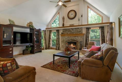 1025 Riverstone Dr, Aurora, IL 60502 photo 12
