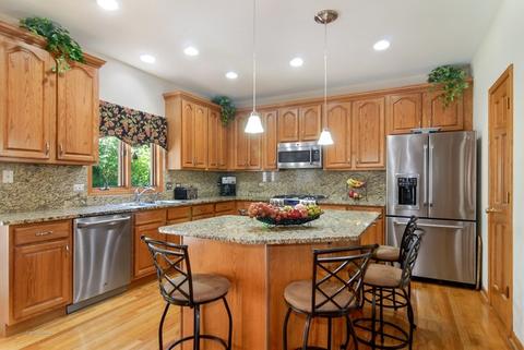 1025 Riverstone Dr, Aurora, IL 60502 photo 7