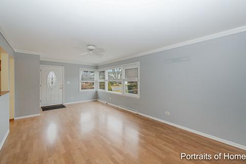 401 Walnut Ave, Wheeling, IL 60090 photo 3