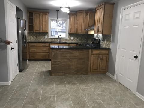 2013 Robert St, Aurora, IL 60506 photo 9