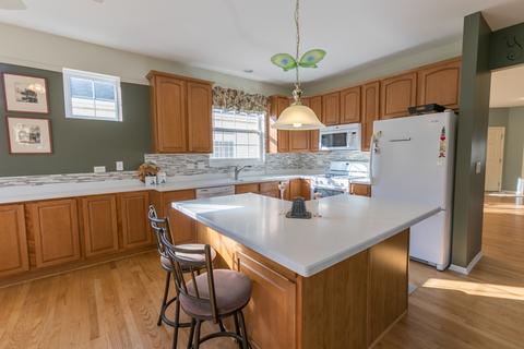1185 Barkston Ct, Aurora, IL 60502 photo 9
