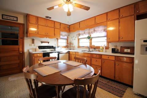 410 W Main St, Kempton, IL 60946 photo 4