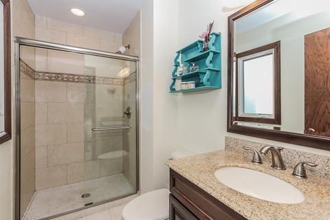 445 E Walnut St, Roselle, IL 60172 photo 12
