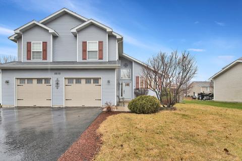 2212 Gray Hawk Dr, Plainfield, IL 60586 photo 2