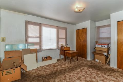 9035 Delphia Ave, Des Plaines, IL 60016 photo 5