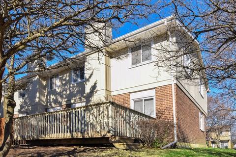 1080 Heathrow Ct, Wheaton, IL 60189 photo 16