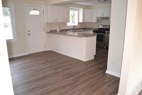 5805 Fox Lake Rd, Mchenry, IL 60051 photo 9