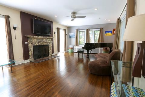 1112 E 48th St, Chicago, IL 60615 photo 4