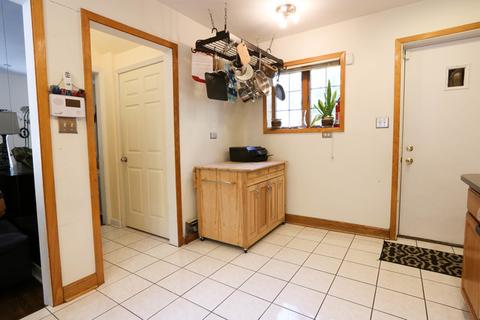 1112 E 48th St, Chicago, IL 60615 photo 11
