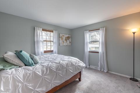 302 S Summit St, Wheaton, IL 60187 photo 9