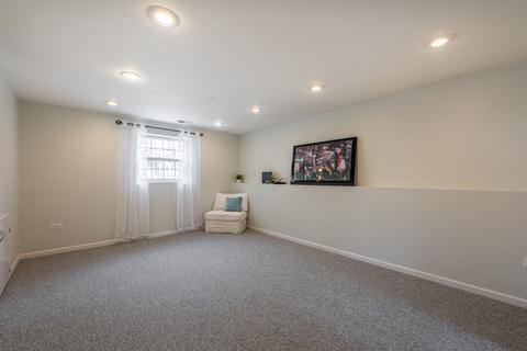 302 S Summit St, Wheaton, IL 60187 photo 22
