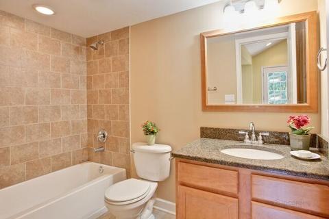 1010 E Thomas Rd, Wheaton, IL 60187 photo 18