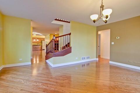 1010 E Thomas Rd, Wheaton, IL 60187 photo 6