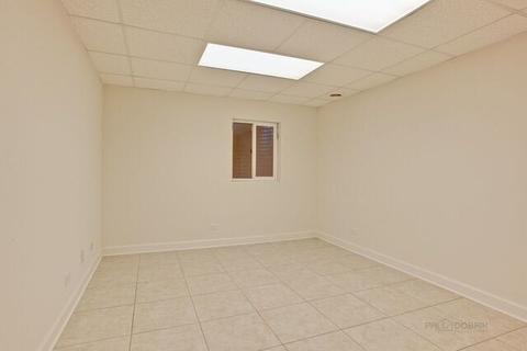 1010 E Thomas Rd, Wheaton, IL 60187 photo 30