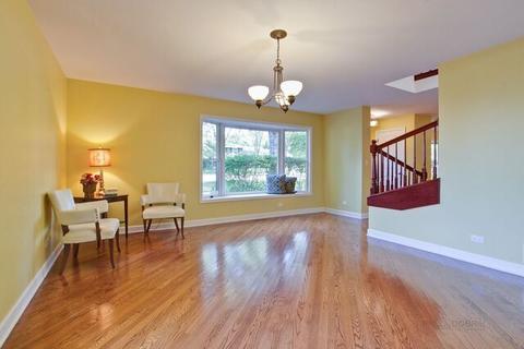 1010 E Thomas Rd, Wheaton, IL 60187 photo 5