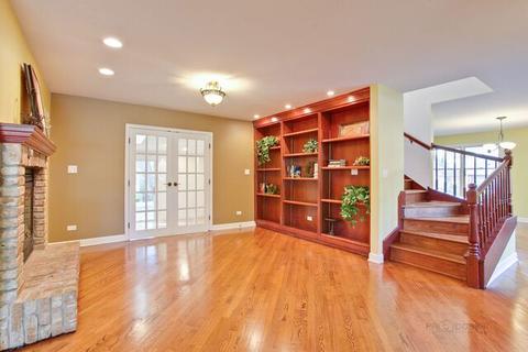 1010 E Thomas Rd, Wheaton, IL 60187 photo 8
