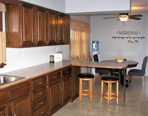 922 E Benton St, Morris, IL 60450 photo 8