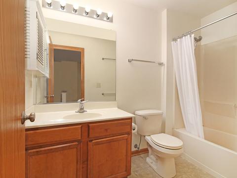 1045 Clover Dr, Minooka, IL 60447 photo 15