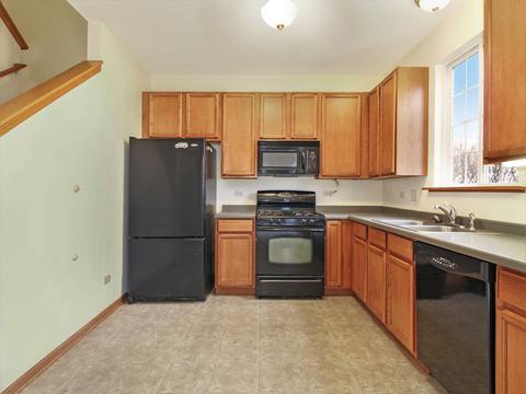 1045 Clover Dr, Minooka, IL 60447 photo 7