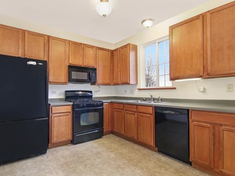 1045 Clover Dr, Minooka, IL 60447 photo 8