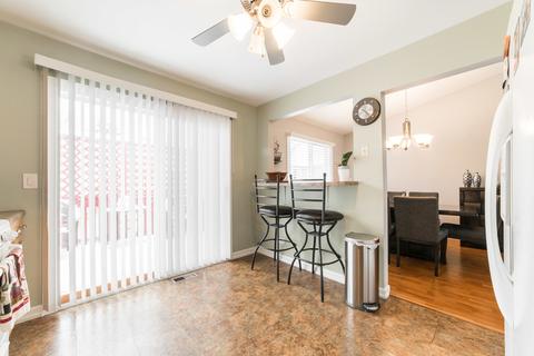 4412 Westbridge Ct, Hoffman Estates, IL 60192 photo 6