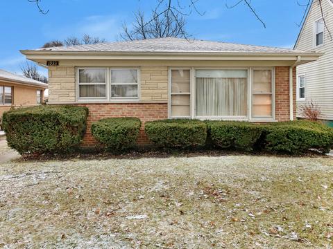 1933 Ash St, Des Plaines, IL 60018 photo 1
