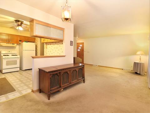 1933 Ash St, Des Plaines, IL 60018 photo 14