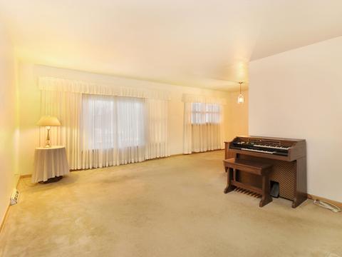 1933 Ash St, Des Plaines, IL 60018 photo 15