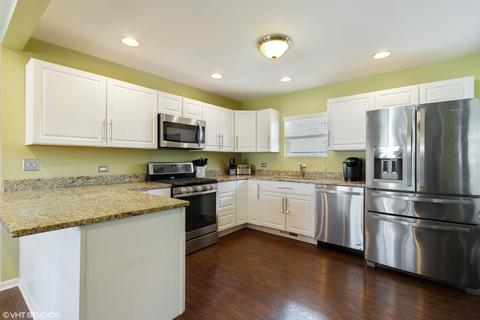 1910 Flower St, Mchenry, IL 60050 photo 5