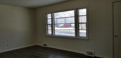 105 Franklin St, Georgetown, IL 61846 photo 9