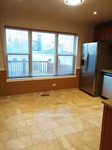 1452 E 72nd St, Chicago, IL 60619 photo 11