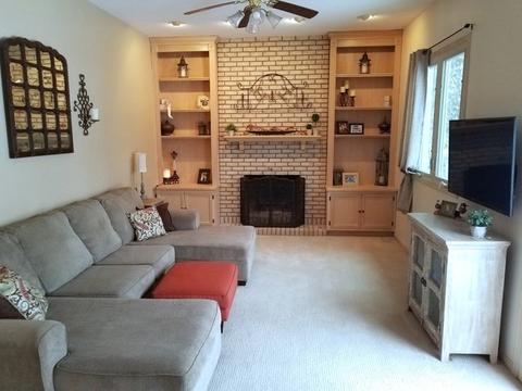 942 Stonehaven Dr, Elgin, IL 60124 photo 12