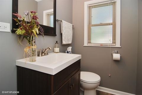 9442 Jackson Ave, Brookfield, IL 60513 photo 10