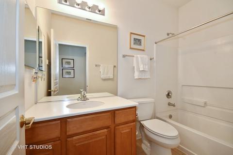 2506 Rolling Rdg, Elgin, IL 60124 photo 13