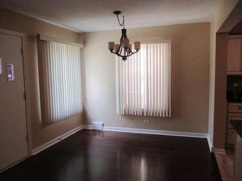 7136 35th St, Berwyn, IL 60402 photo 3