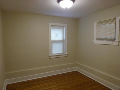 342 N Jackson St, Elgin, IL 60123 photo 9