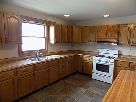 760 Burlington Ave, Grand Ridge, IL 61325 photo 9