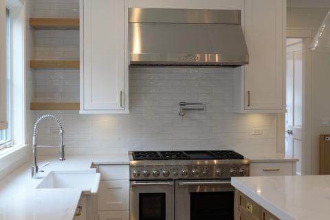 330 Forest St, Winnetka, IL 60093 photo 3