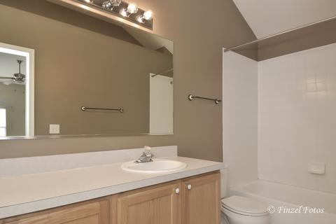 2427 Stonegate Rd, Algonquin, IL 60102 photo 12