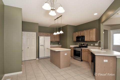 2427 Stonegate Rd, Algonquin, IL 60102 photo 2